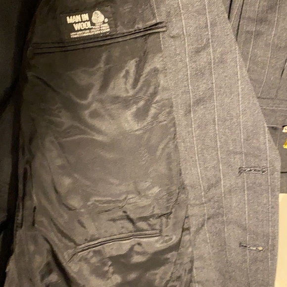 Man in Wool charcoal Gray pinstripe suit mens professional business jacket pants - Picture 10 of 16